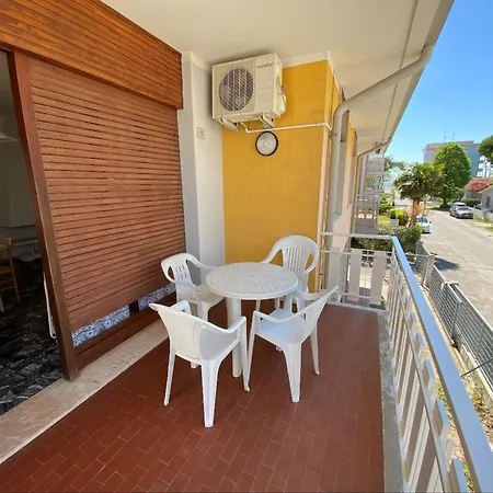 150m From The Sea *